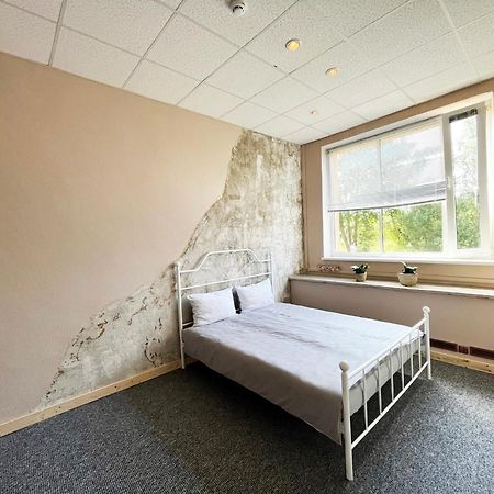 Hostelis R27 Aizpute Buitenkant foto
