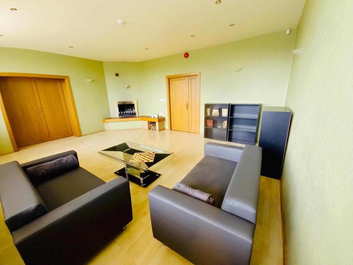 Hostelis R27 Aizpute Buitenkant foto