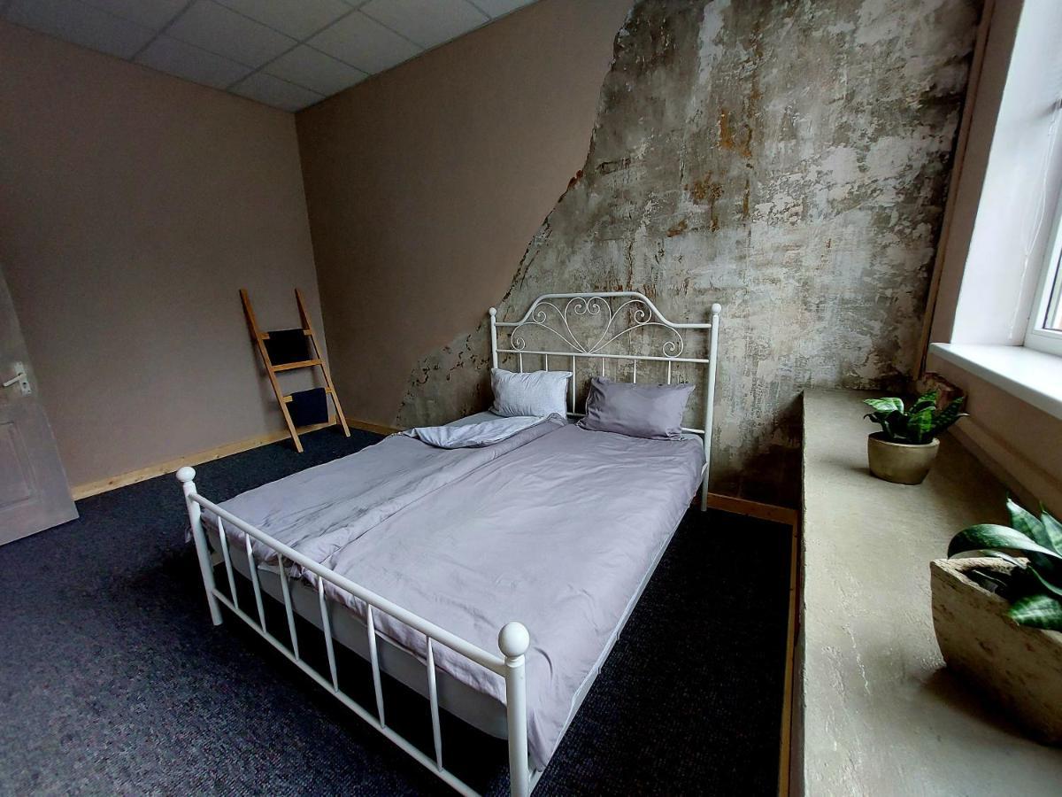 Hostelis R27 Aizpute Buitenkant foto